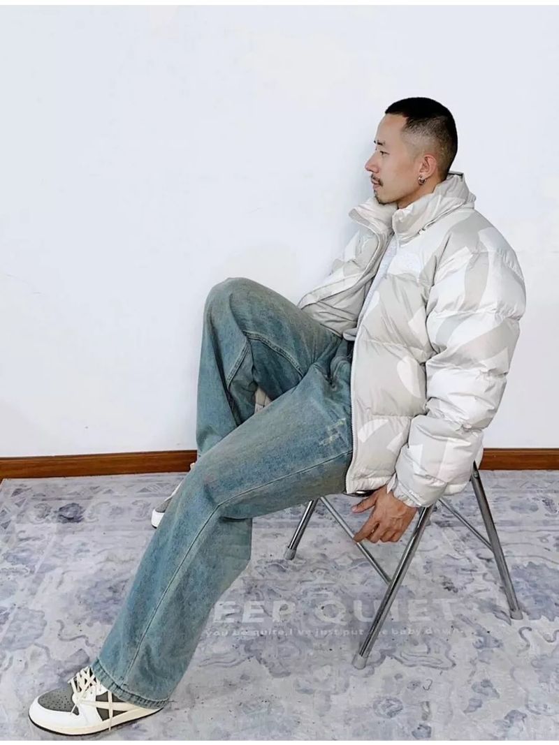 брендовый укороченный зимний  пуховик TNF KAWS 247454837